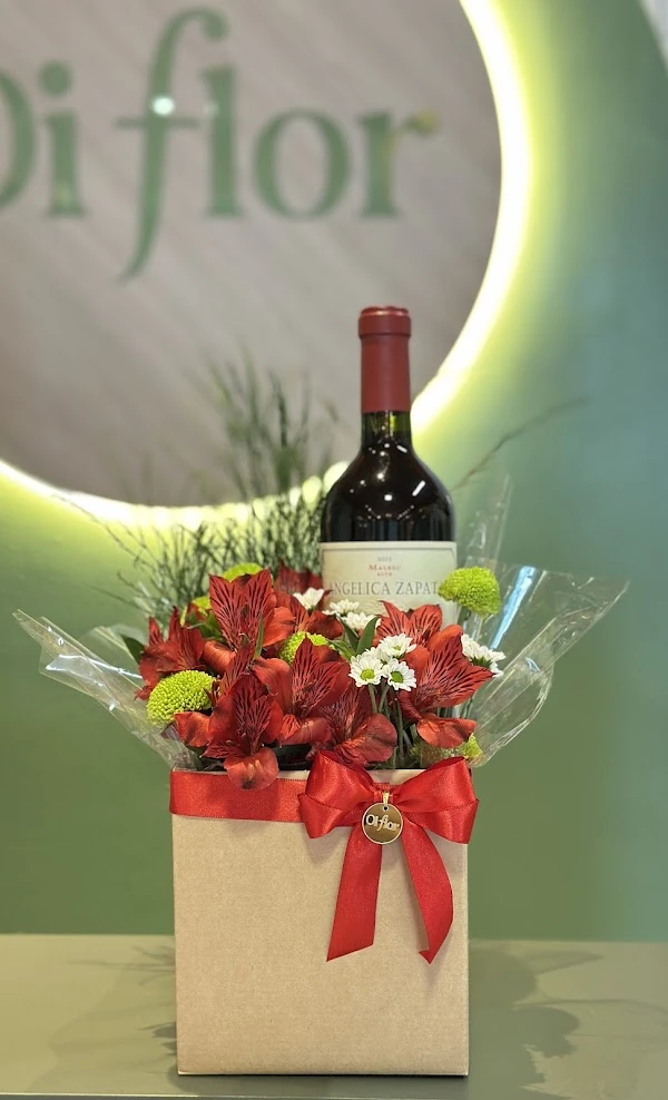 Flores e vinho — trabalho real da Oi Flor